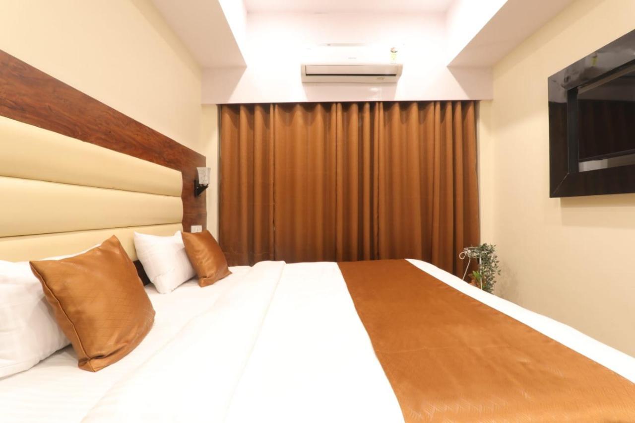 Hotel Blueark Lucknow Exterior foto